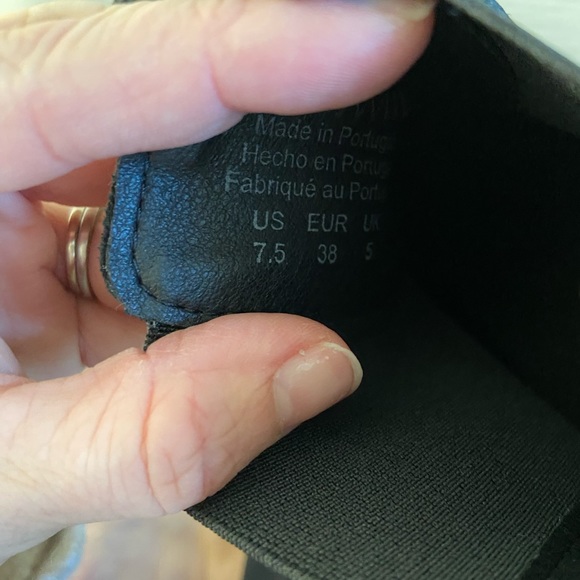 Aldo Big Trek leather lug sole chelsea boot - Picture 8 of 8